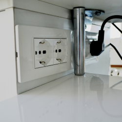 Маникюрные стол "310LX"